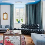 Apartma Tromostovje