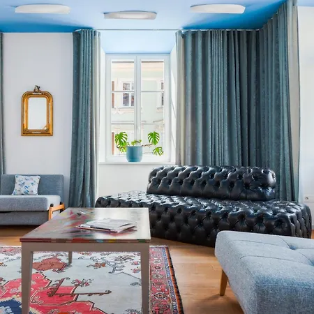 아파트 Tromostovje